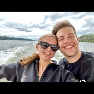 Meet your Posher, Talia